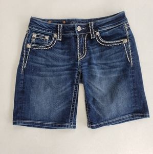 Miss Me Mid Shorts Size 27